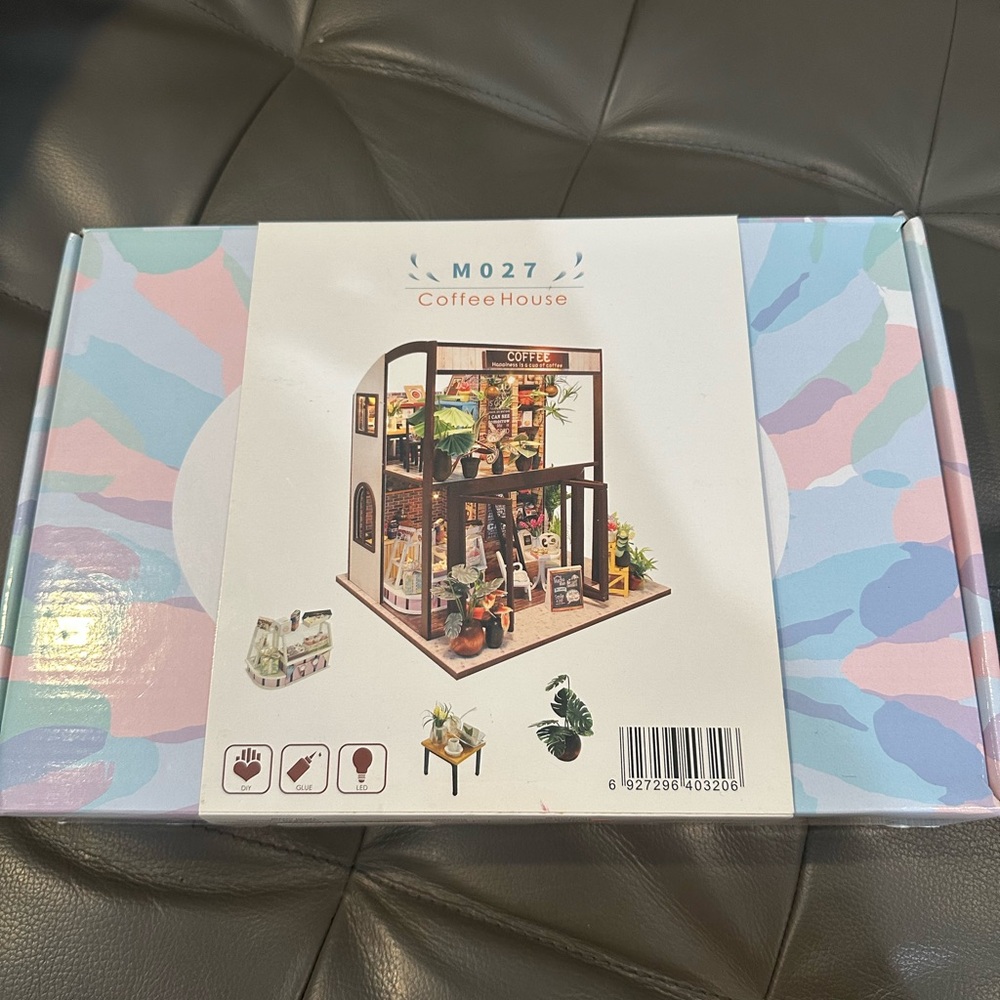 Miniature Coffee House DIY Kit